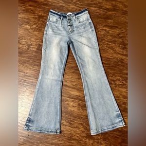 Kancan signature jeans. High rise, flare size 29.
